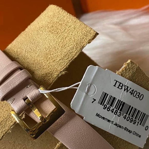 Tory Burch Reva Double-Wrap - Picture 6 of 10